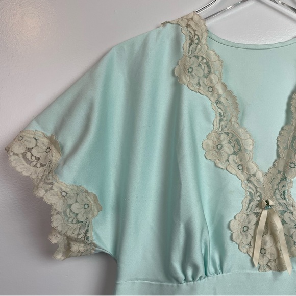 🚦3/$33 St. Michael Vintage U.K. Satin & Lace Nightgown - Bundle Bundle!! - Picture 3 of 9